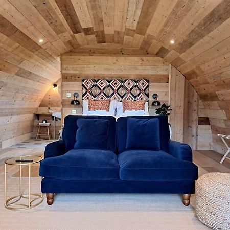 The Pigsty Hotel Crieff Bagian luar foto