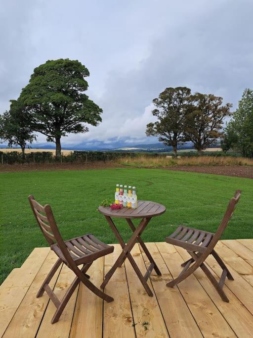 The Pigsty Hotel Crieff Bagian luar foto